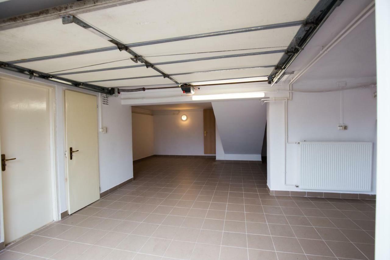 Two Towers Apartman Miskolc Exterior foto
